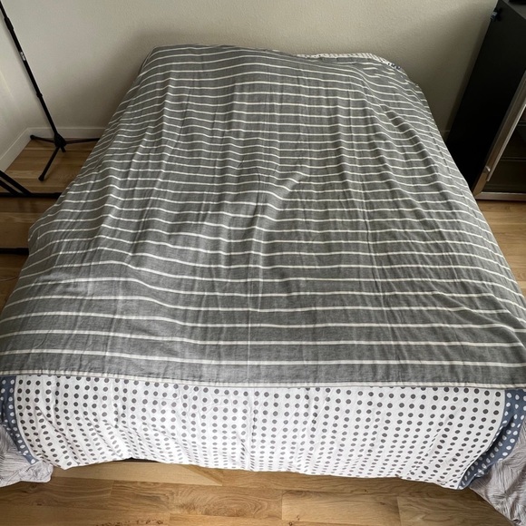 SOLD Modern Shower Curtain - Picture 4 of 6